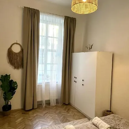 Cecil - Old Town Apartment Bratislava
